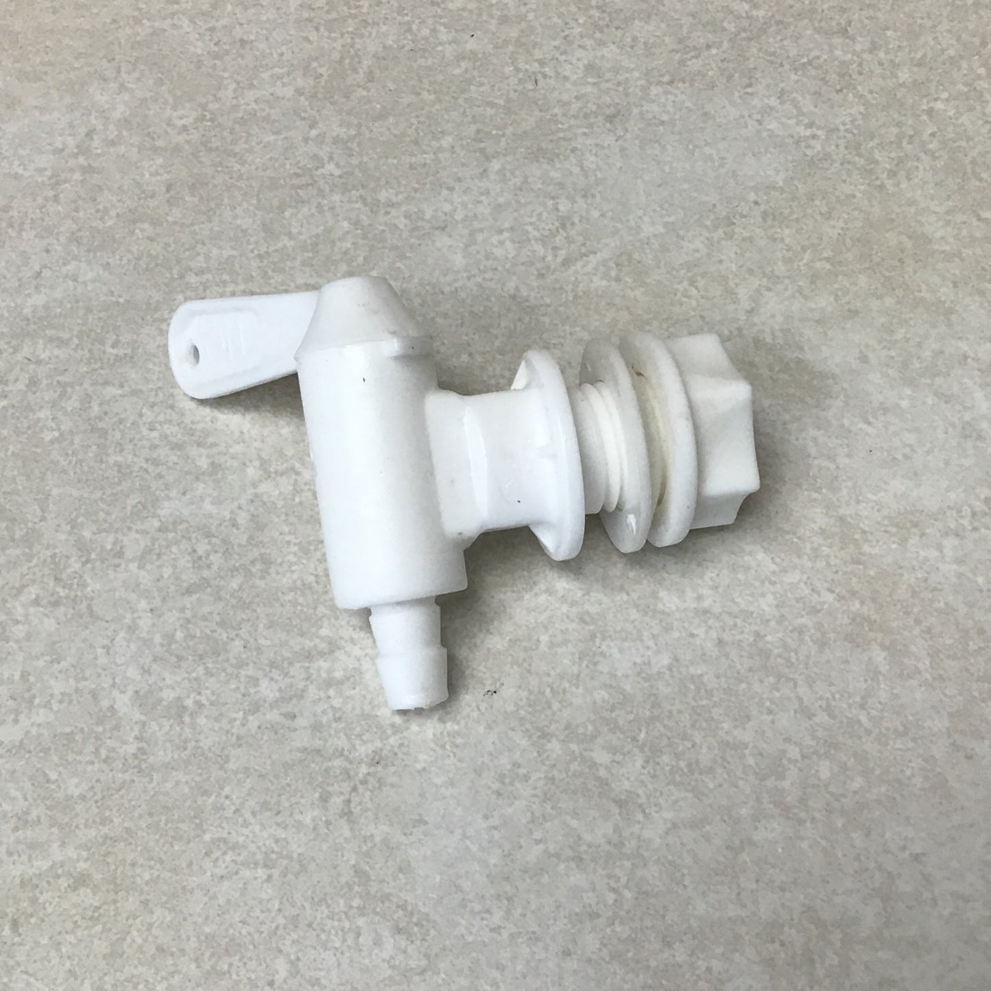 Spigot Short Barb 3/8 or 5/16 id hose